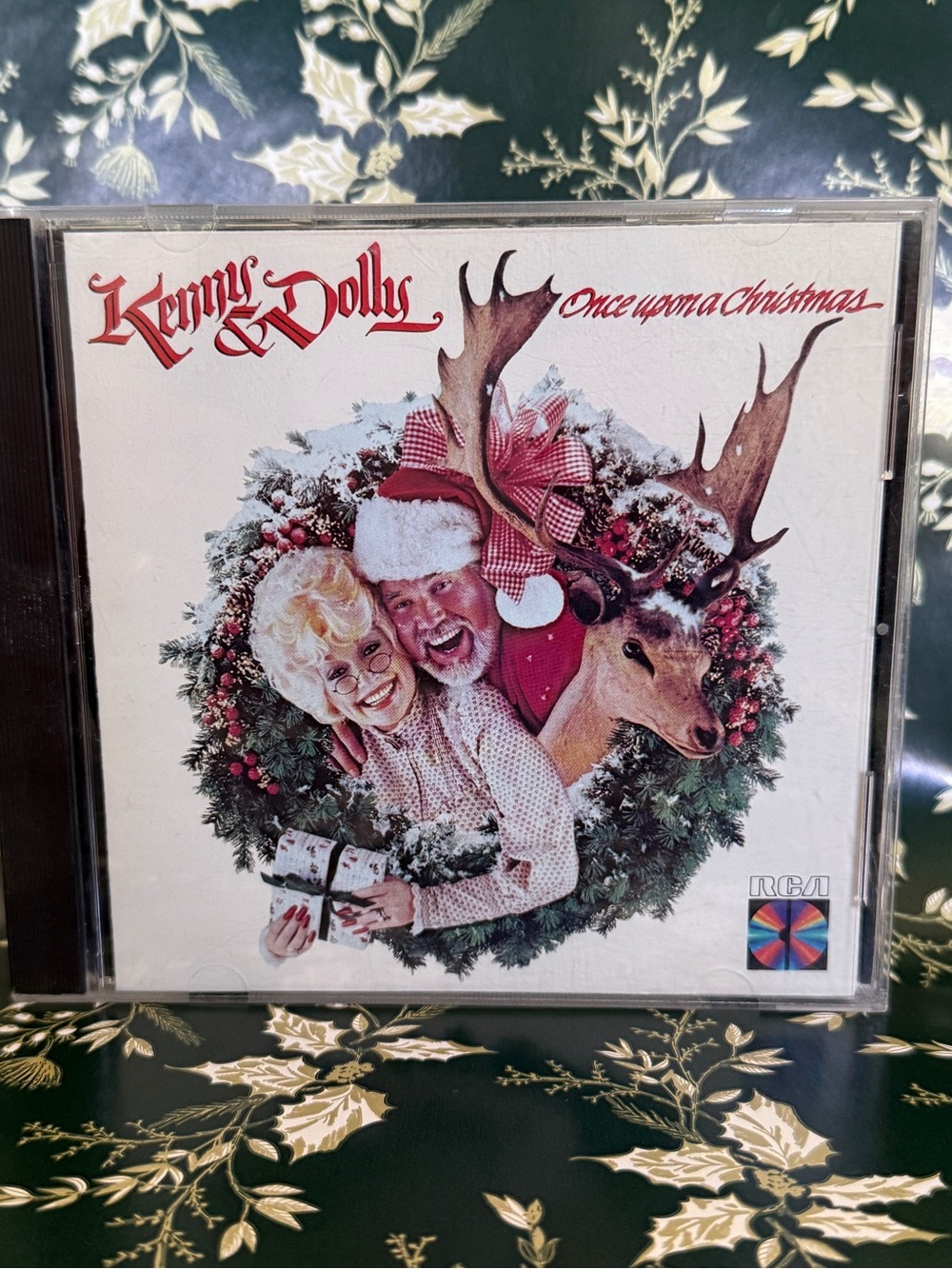 Kenny & Dolly - Once Upon a Christmas CD (White, RCA)